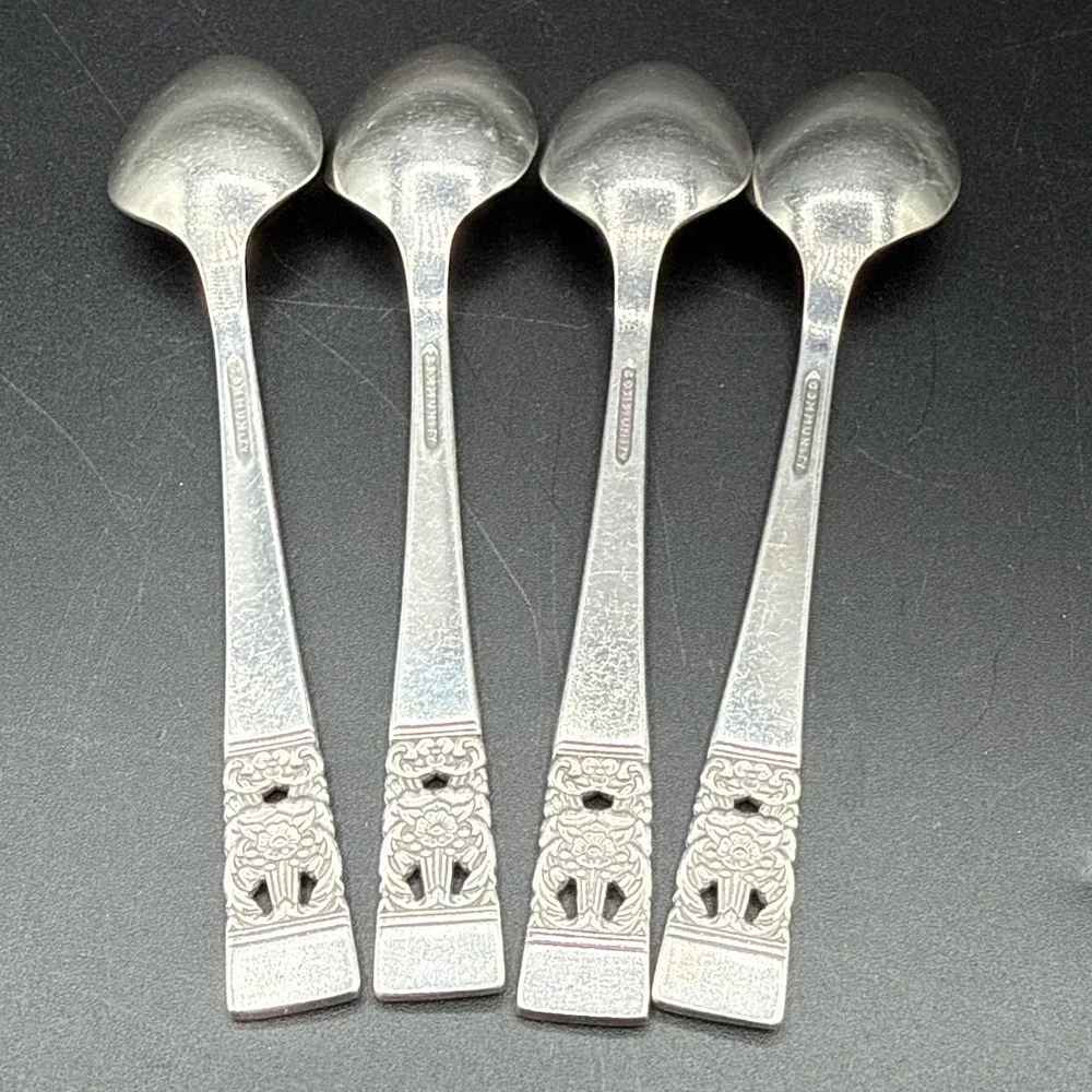 Oneida Community CORONATION Silverplate Flatware 1936 Set of 4 Teaspoons Vintage